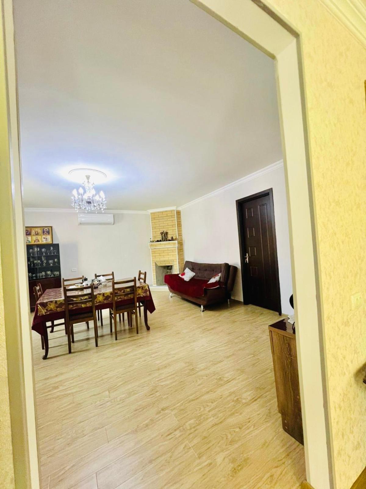 Butichi Guest House Chiatura Luaran gambar