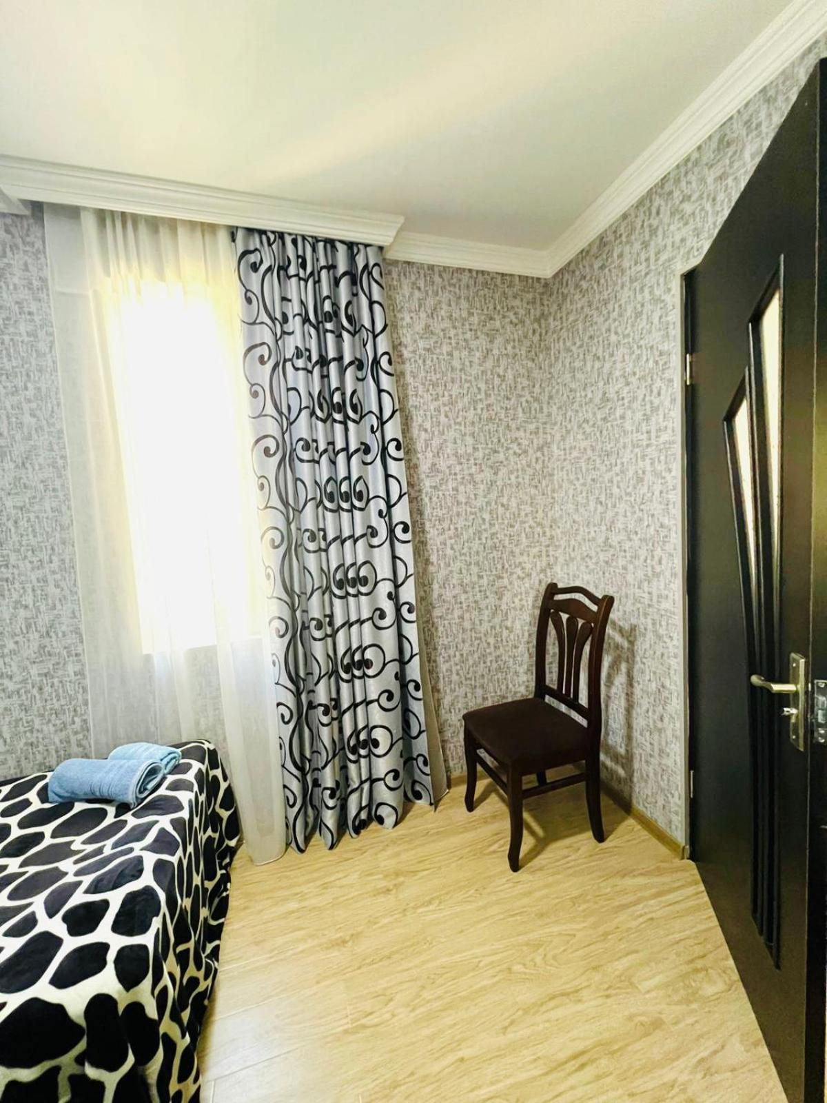Butichi Guest House Chiatura Luaran gambar