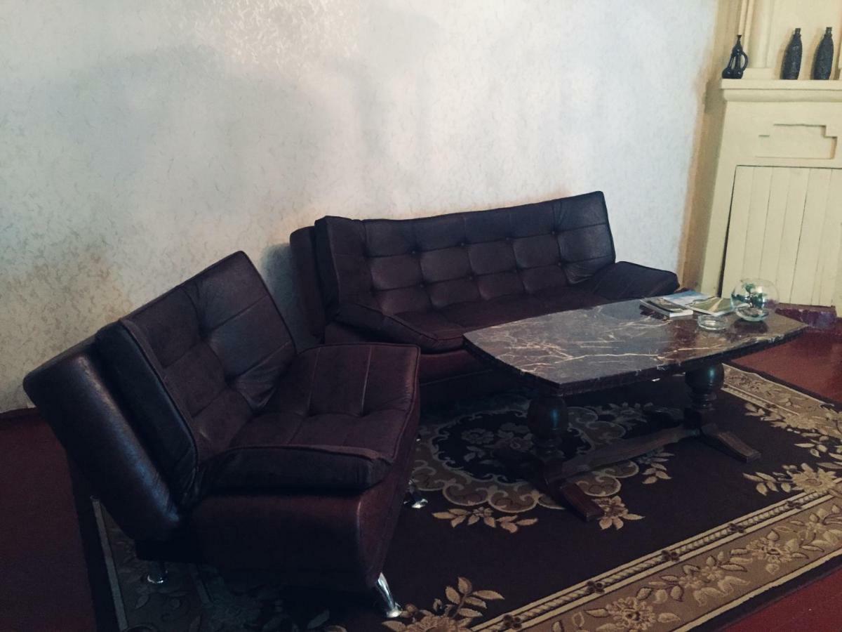 Butichi Guest House Chiatura Luaran gambar