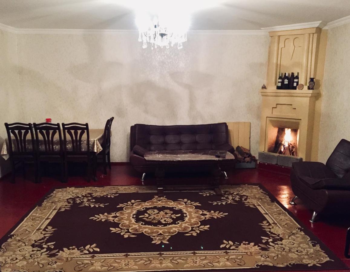 Butichi Guest House Chiatura Luaran gambar